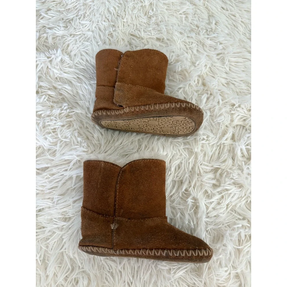 UGG Australia Brown Suede Leather Sheepskin Lined‎ Baby Infant 4/5 Boots Shoes
